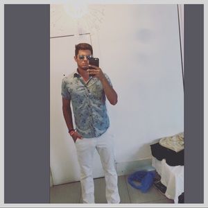 Meet your Posher, Ethan